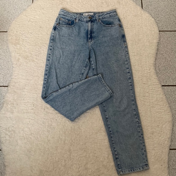 Blue jeans - Picture 1 of 1